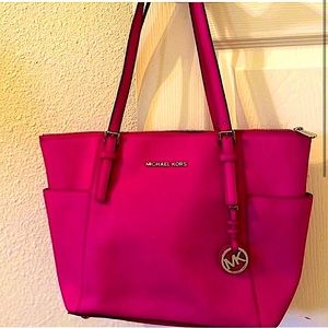 Michael Kors Medium Tote